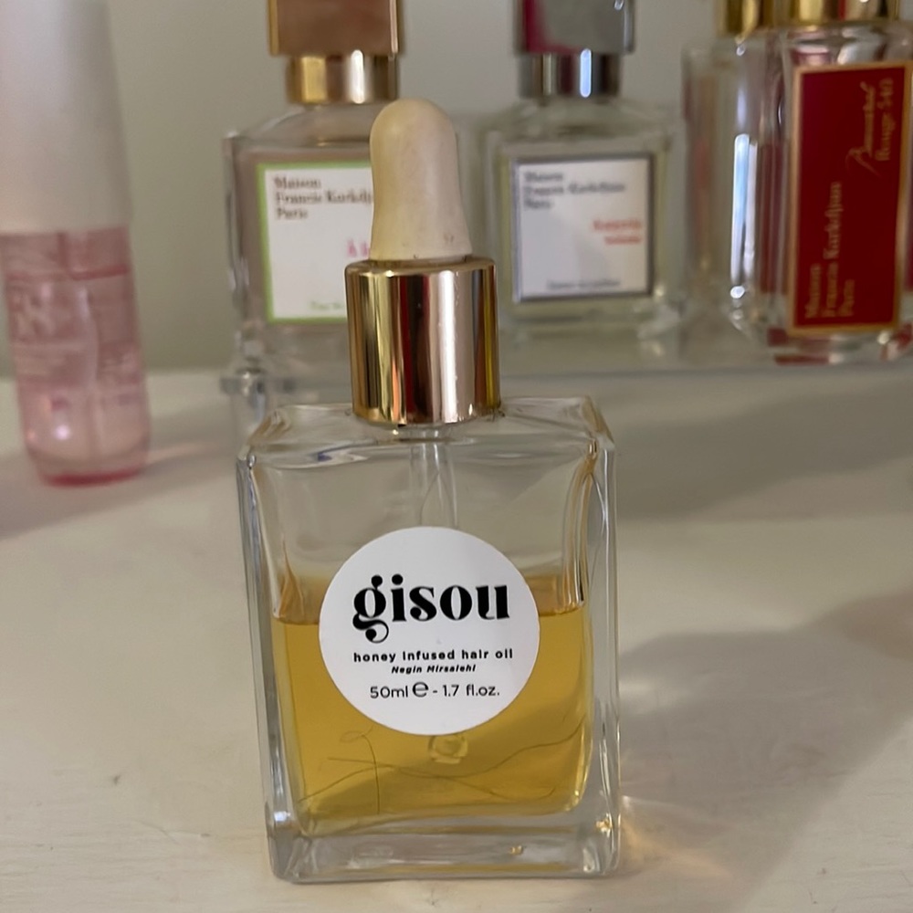Gisou hair oil